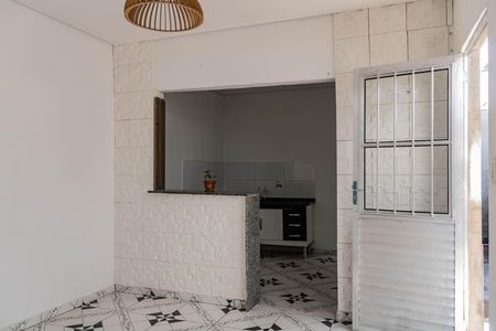 Casa para alugar com 60m², 1 quarto e 1 vaga Casa para alugar com 60m², 1 quarto e 1 vagaSala