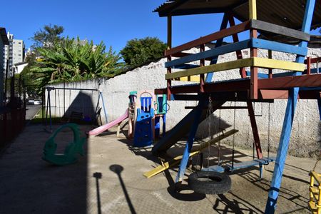 Apartamento para alugar com 45m², 2 quartos e 1 vaga Apartamento para alugar com 45m², 2 quartos e 1 vagaÁrea comum - Playground