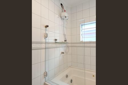 Casa à venda com 250m², 4 quartos e 3 vagas Casa à venda com 250m², 4 quartos e 3 vagasBanheiro da Suíte 1