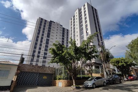 Apartamento à venda com 70m², 2 quartos e 1 vaga Apartamento à venda com 70m², 2 quartos e 1 vagaFachada