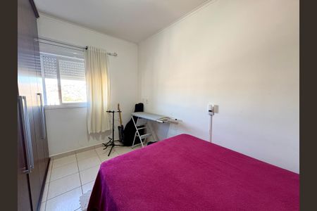 Apartamento à venda com 52m², 2 quartos e 2 vagas Apartamento à venda com 52m², 2 quartos e 2 vagasQuarto 2