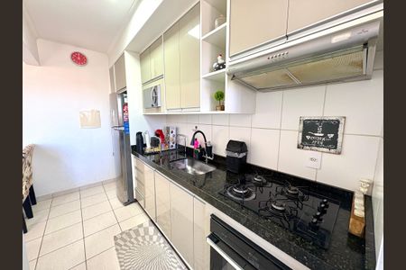 Apartamento à venda com 52m², 2 quartos e 2 vagas Apartamento à venda com 52m², 2 quartos e 2 vagasCozinha