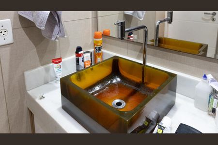 Apartamento à venda com 65m², 3 quartos e 2 vagasBanheiro