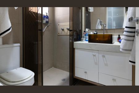 Apartamento à venda com 65m², 3 quartos e 2 vagasBanheiro da Suíte