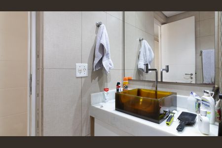 Apartamento à venda com 65m², 3 quartos e 2 vagasBanheiro