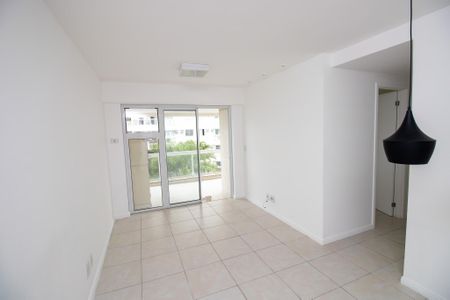 Sala de apartamento à venda com 2 quartos, 68m² em Recreio dos Bandeirantes, Rio de Janeiro