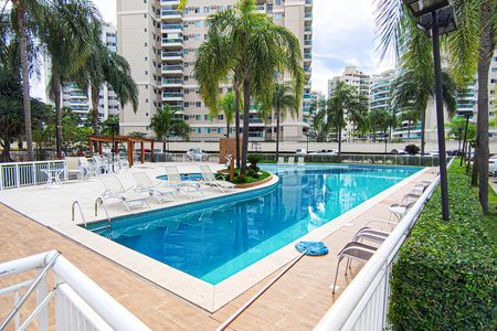 Apartamento para alugar com 84m², 3 quartos e 1 vagaÁrea comum - Piscina