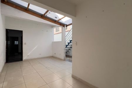 Casa à venda com 172m², 3 quartos e 2 vagasÁrea de Serviço