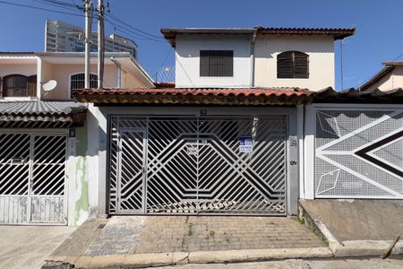 Casa à venda com 172m², 3 quartos e 2 vagasFachada