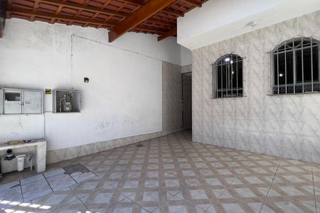 Casa à venda com 172m², 3 quartos e 2 vagasGaragem