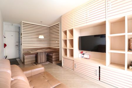 Sala de apartamento à venda com 3 quartos, 65m² em Vila Romana, São Paulo