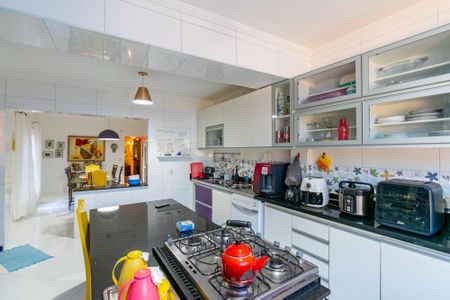 Casa à venda com 262m², 4 quartos e 2 vagasCozinha