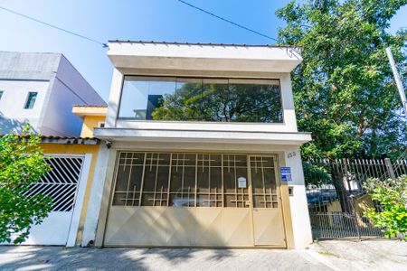 Casa à venda com 262m², 4 quartos e 2 vagasFachada