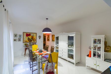 Casa à venda com 262m², 4 quartos e 2 vagasSala de Jantar