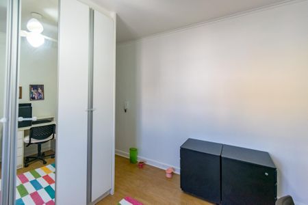 Casa à venda com 262m², 4 quartos e 2 vagasEscritório