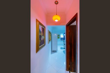 Casa à venda com 262m², 4 quartos e 2 vagasCorredor