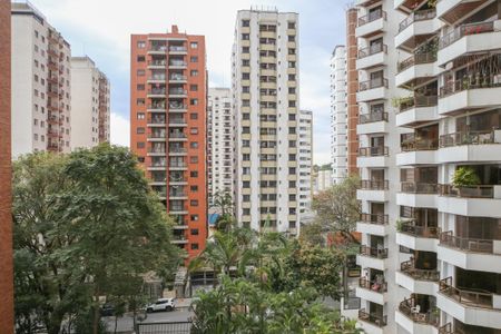 Apartamento à venda com 130m², 3 quartos e 2 vagas Apartamento à venda com 130m², 3 quartos e 2 vagasVista do Quarto 1