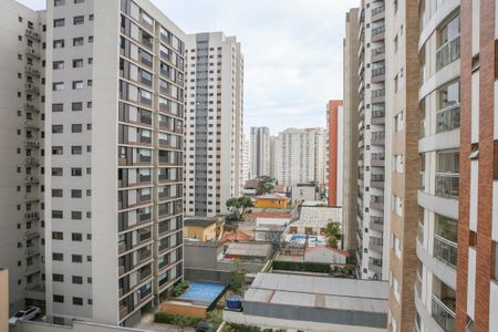 Apartamento à venda com 130m², 3 quartos e 2 vagas Apartamento à venda com 130m², 3 quartos e 2 vagasVista da Suíte
