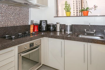 Apartamento à venda com 130m², 3 quartos e 2 vagas Apartamento à venda com 130m², 3 quartos e 2 vagasCozinha