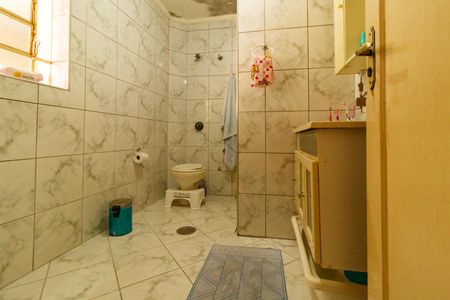 Casa à venda com 200m², 3 quartos e 2 vagasBanheiro