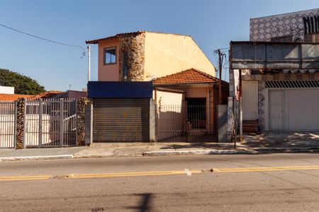 Casa à venda com 200m², 3 quartos e 2 vagasFachada