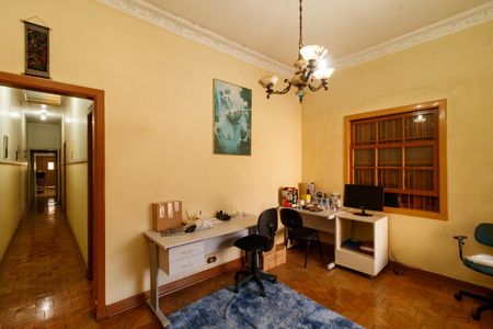 Casa à venda com 200m², 3 quartos e 2 vagasSala