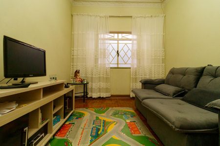 Casa à venda com 200m², 3 quartos e 2 vagasSala 2