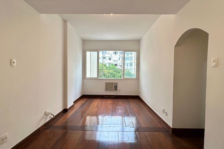 Sala de apartamento à venda com 2 quartos, 86m² em Copacabana, Rio de Janeiro