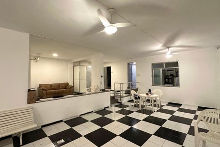 Apartamento à venda com 86m², 2 quartos e sem vagaHall de Entrada