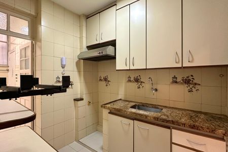 Apartamento à venda com 86m², 2 quartos e sem vagaCozinha