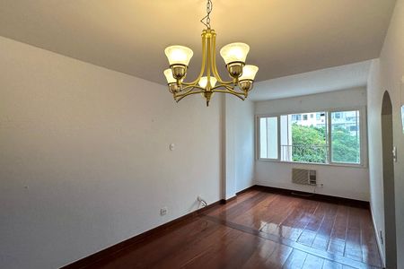 Apartamento à venda com 86m², 2 quartos e sem vagaSala