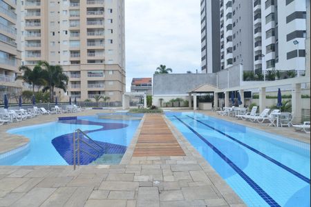 Apartamento à venda com 80m², 3 quartos e 2 vagasÁrea comum - Piscina