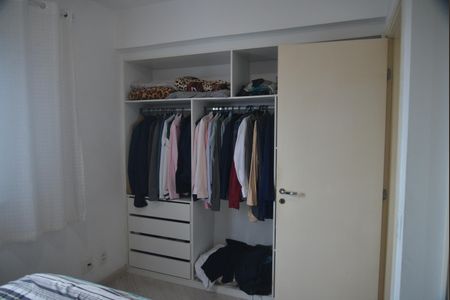 Apartamento à venda com 80m², 3 quartos e 2 vagasSuíte