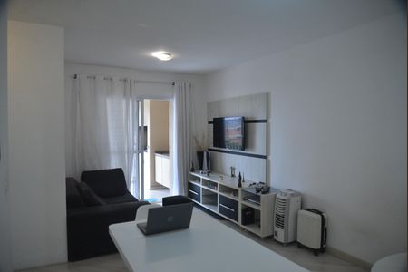 Apartamento à venda com 80m², 3 quartos e 2 vagasSala