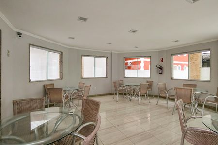 Apartamento para alugar com 98m², 2 quartos e 1 vagaÁrea comum - Salão de festas