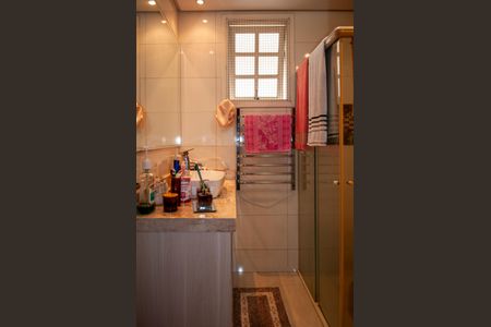 Casa à venda com 190m², 2 quartos e 5 vagas Casa à venda com 190m², 2 quartos e 5 vagasBanheiro