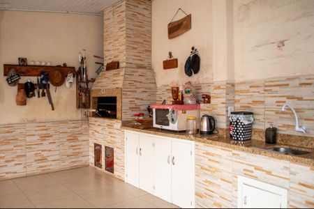 Casa à venda com 190m², 2 quartos e 5 vagas Casa à venda com 190m², 2 quartos e 5 vagasArea comum