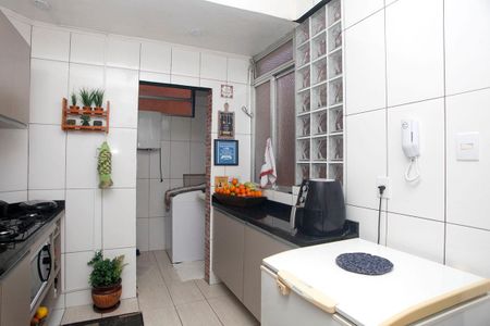 Apartamento à venda com 84m², 2 quartos e sem vagaCozinha + Área de Serviço