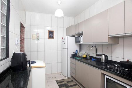 Apartamento à venda com 84m², 2 quartos e sem vagaCozinha + Área de Serviço