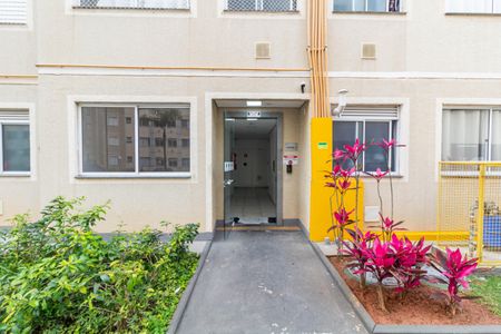 Apartamento para alugar com 43m², 2 quartos e 1 vagaÁrea comum - Entrada
