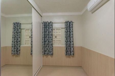 Casa à venda com 138m², 2 quartos e 3 vagasQuarto 1