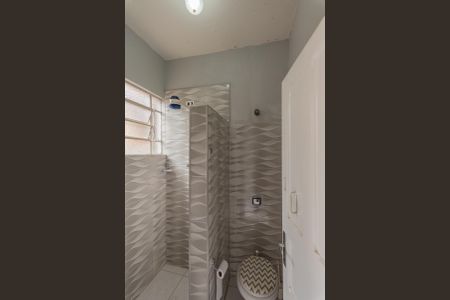 Casa à venda com 138m², 2 quartos e 3 vagasBanheiro de Serviço