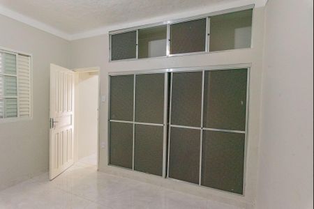 Casa à venda com 138m², 2 quartos e 3 vagasQuarto de Serviço