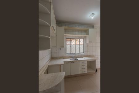 Casa à venda com 138m², 2 quartos e 3 vagasCozinhaz