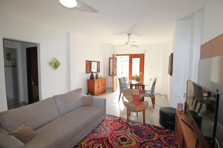 Apartamento à venda com 110m², 3 quartos e sem vagaSala