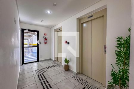 Apartamento para alugar com 36m², 1 quarto e 1 vagaHall social