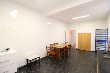 Casa à venda com 186m², 4 quartos e 2 vagasCozinha