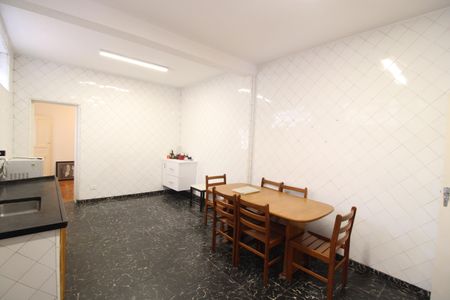 Casa à venda com 186m², 4 quartos e 2 vagasCozinha