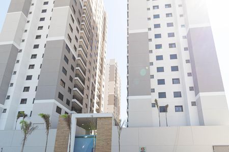 Apartamento para alugar com 40m², 2 quartos e 1 vaga Apartamento para alugar com 40m², 2 quartos e 1 vagaFachada