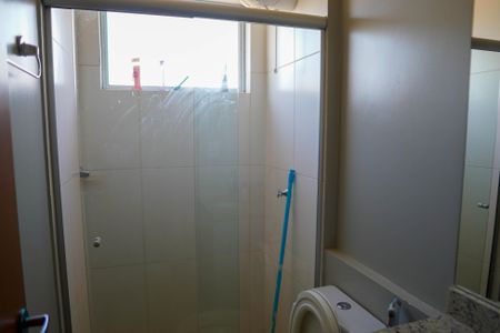 Apartamento para alugar com 54m², 2 quartos e 1 vaga Apartamento para alugar com 54m², 2 quartos e 1 vagaBanheiro da Suíte